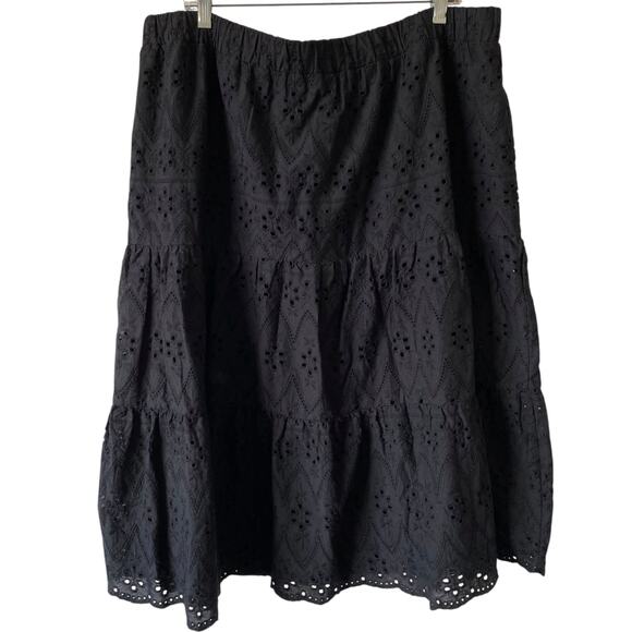 SUSAN GRAVER PURE NWOT Eyelet Tiered Midi Skirt Size XL Petite Black Lined - Picture 1 of 4